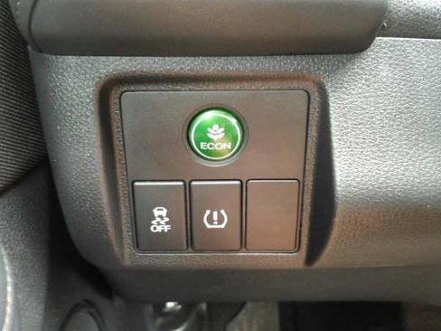 Used 2022 Honda HR-V LX image 31