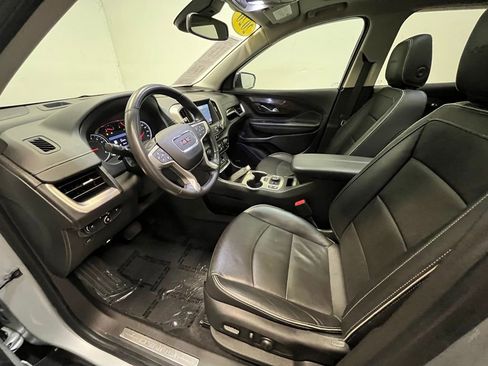 Used 2020 GMC Terrain Denali w/ Denali Premium Package AWD/4WD image 13