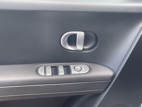 Certified 2024 Hyundai Ioniq 5 SE AWD/4WD image 17