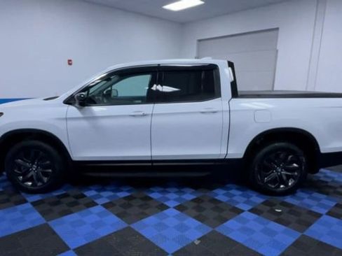 Used 2021 Honda Ridgeline Sport image 5