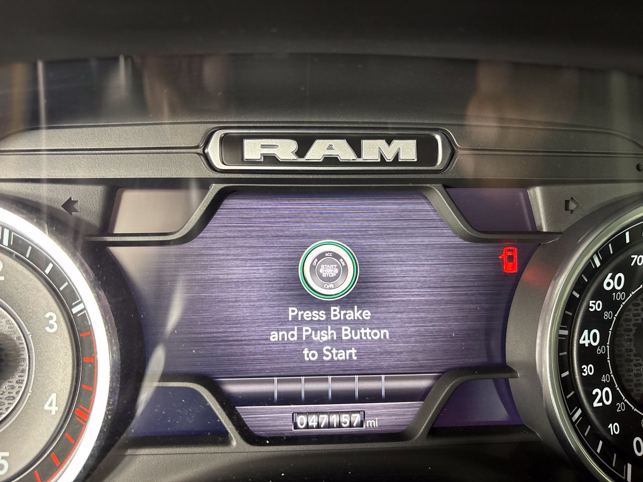 Used 2022 RAM 2500 Laramie AWD/4WD image 12