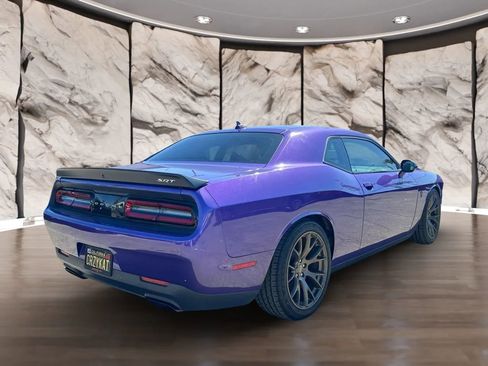Used 2016 Dodge Challenger SRT Hellcat image 9