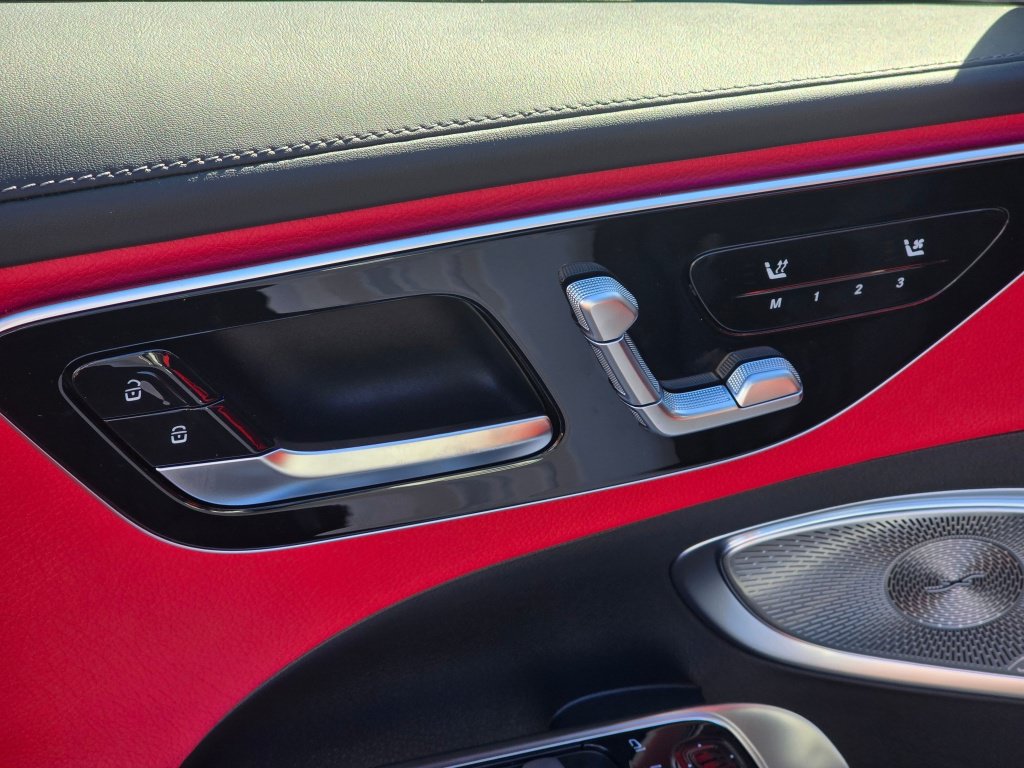 New 2026 Mercedes-Benz C 300 4MATIC Sedan image 33