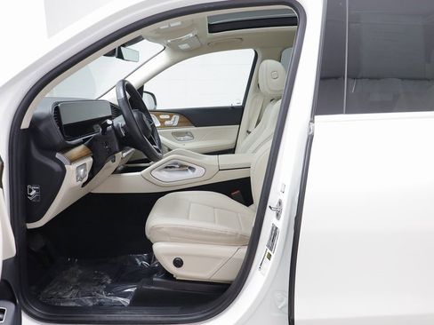 Used 2025 Mercedes-Benz GLS 450 GLS 450 image 5