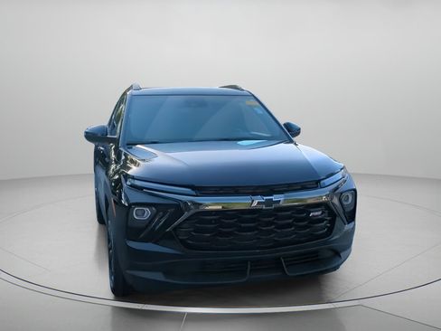 Used 2025 Chevrolet TrailBlazer RS w/ Convenience Package FWD image 5