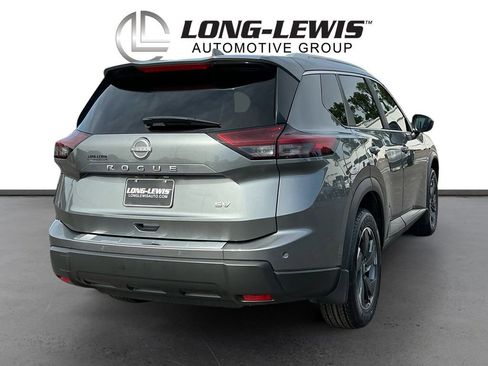 Used 2024 Nissan Rogue SV w/ SV Premium Package FWD image 7