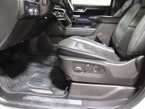 Used 2024 GMC Sierra 1500 Denali image 21