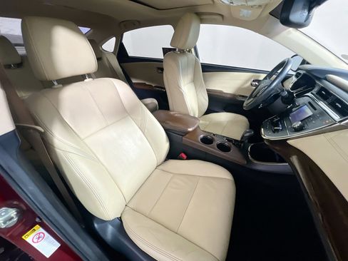 Used 2014 Toyota Avalon XLE Touring image 31