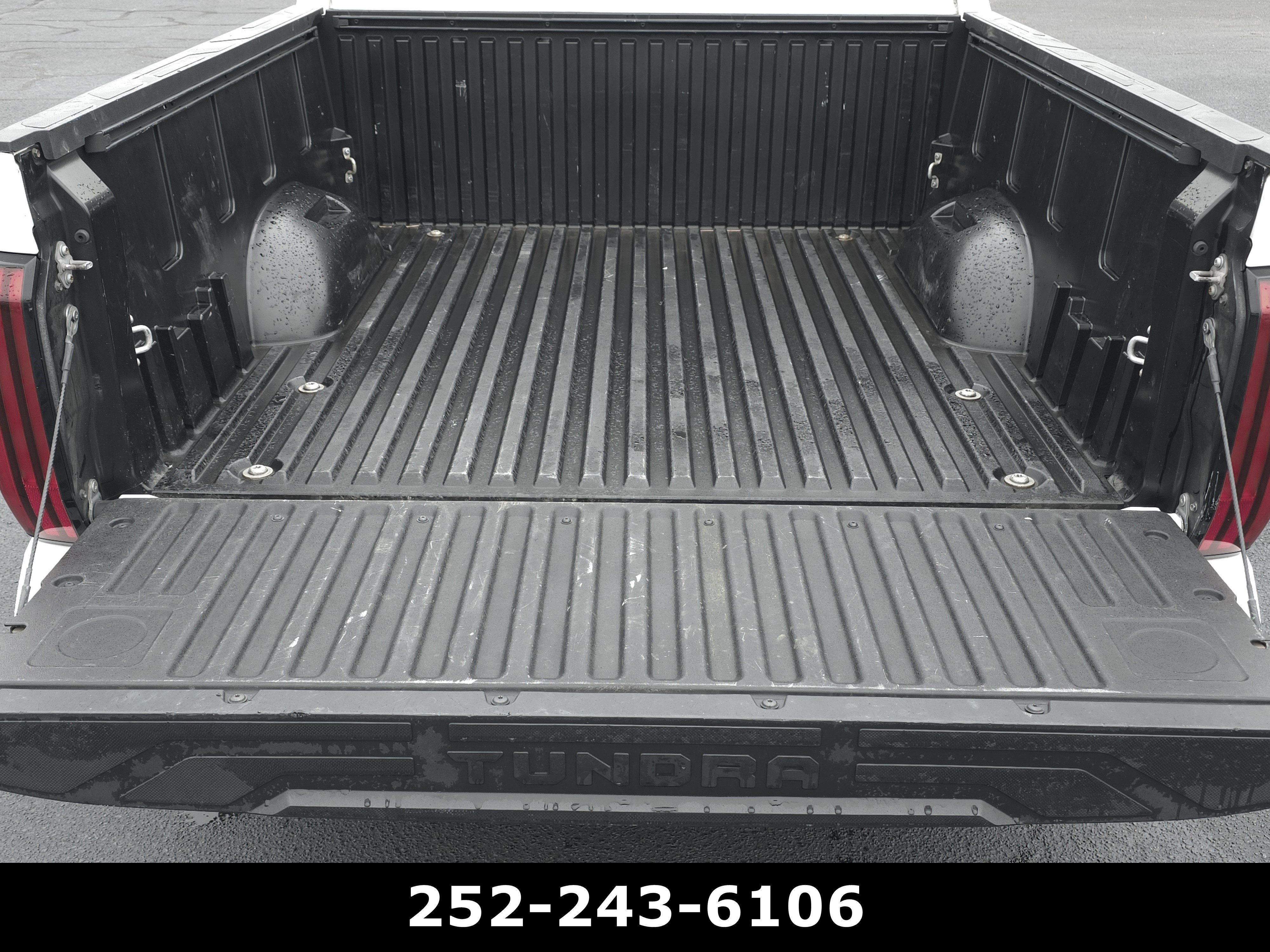 Used 2022 Toyota Tundra SR5 w/ TRD Sport Package AWD/4WD image 32