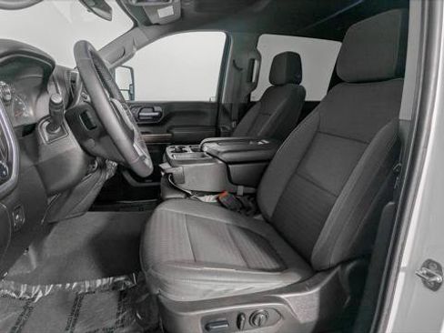 Used 2022 Chevrolet Silverado 2500 LT w/ Convenience Package AWD/4WD image 16