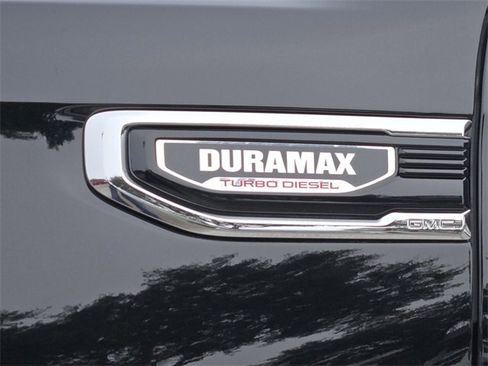 Used 2024 GMC Sierra 1500 Denali image 8