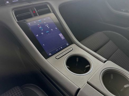 Certified 2025 Porsche Taycan image 21