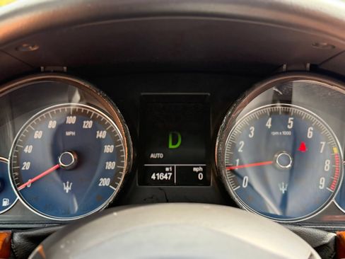 Used 2013 Maserati GranTurismo Sport RWD image 29