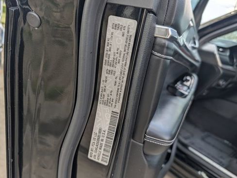 Used 2022 Jeep Grand Cherokee L Overland image 38