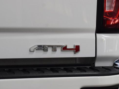 Used 2020 GMC Sierra 2500 AT4 w/ AT4 Premium Package image 24