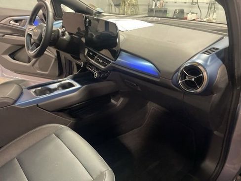 Used 2025 Chevrolet Equinox EV LT w/ Convenience Package image 48