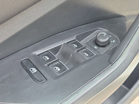 Used 2024 Volkswagen Jetta S FWD image 19