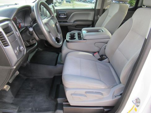 Used 2018 Chevrolet Silverado 1500 Custom w/ Trailering Package RWD image 16