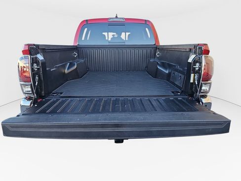 Used 2023 Toyota Tacoma SR5 RWD image 21