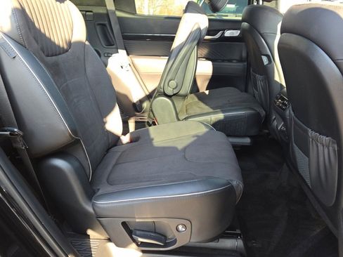 Used 2024 Hyundai Palisade Calligraphy image 9