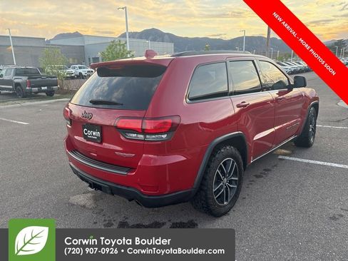 Used 2018 Jeep Grand Cherokee Trailhawk w/ Trailhawk Luxury Group image 7