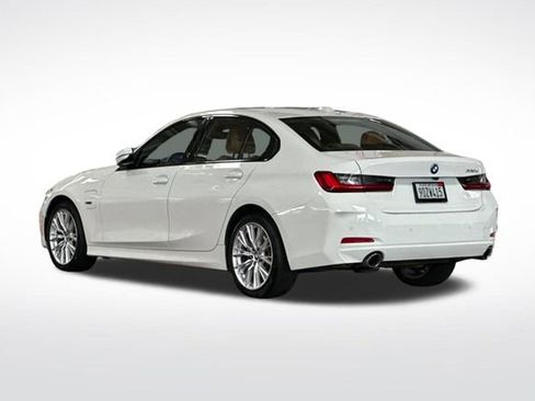 Used 2023 BMW 330e w/ Driving Assistance Package RWD image 7
