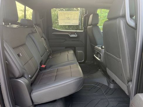 Used 2026 Chevrolet Silverado 1500 High Country w/ High Country Premium Package AWD/4WD image 16