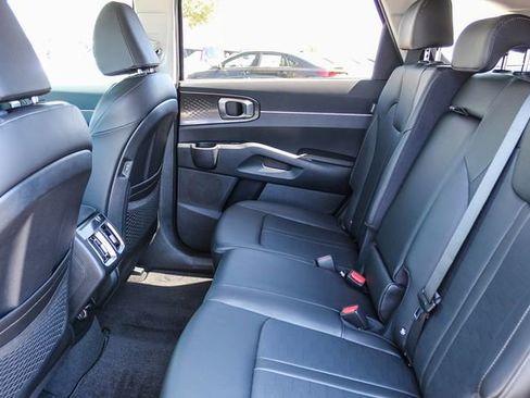 New 2026 Kia Sorento S image 11