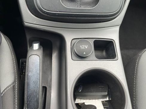 Used 2016 Ford Escape SE FWD image 18