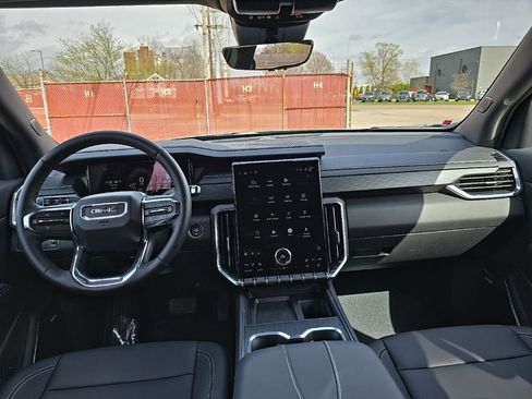 New 2026 GMC Acadia Elevation w/ Elevation Premium Package FWD image 18