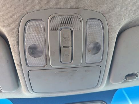 Used 2019 Kia Soul Base image 17