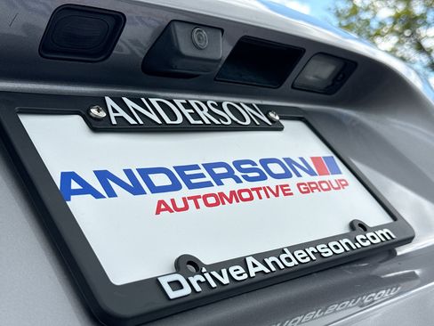 Used 2020 Jeep Cherokee Trailhawk w/ Cold Weather Group AWD/4WD image 15