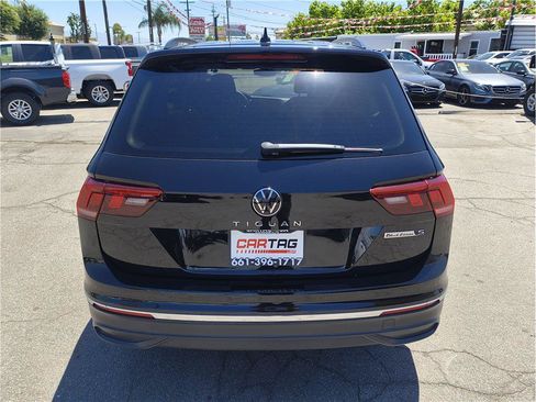 Used 2023 Volkswagen Tiguan S w/ Driver Assistance Package FWD image 12