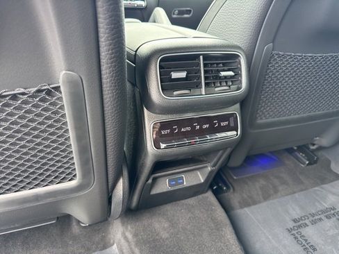 New 2025 Mercedes-Benz GLS 580 4MATIC image 11