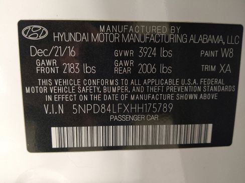 Used 2017 Hyundai Elantra Value Edition image 33