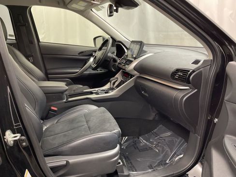 Used 2024 Mitsubishi Eclipse Cross SE image 28