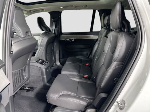 New 2025 Volvo XC90 T8 Ultra w/ Protection Package Premier image 16