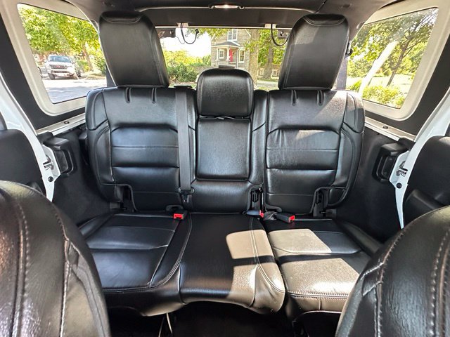 Used 2021 Jeep Wrangler Unlimited Sahara AWD/4WD image 30