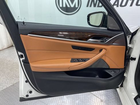 Used 2018 BMW M550i xDrive AWD/4WD image 15