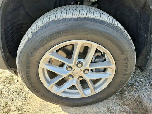 Used 2022 Jeep Grand Cherokee L Laredo w/ Luxury Tech Group I image 9