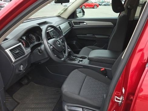 Used 2019 Volkswagen Atlas S w/ Towing Package image 9