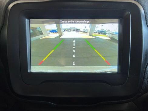 Used 2021 Jeep Renegade Latitude AWD/4WD image 55