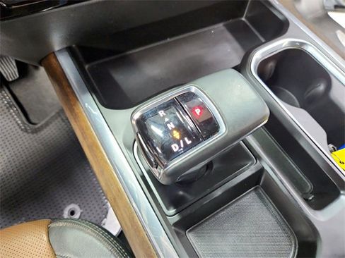 Used 2023 Chevrolet Silverado 1500 High Country image 27