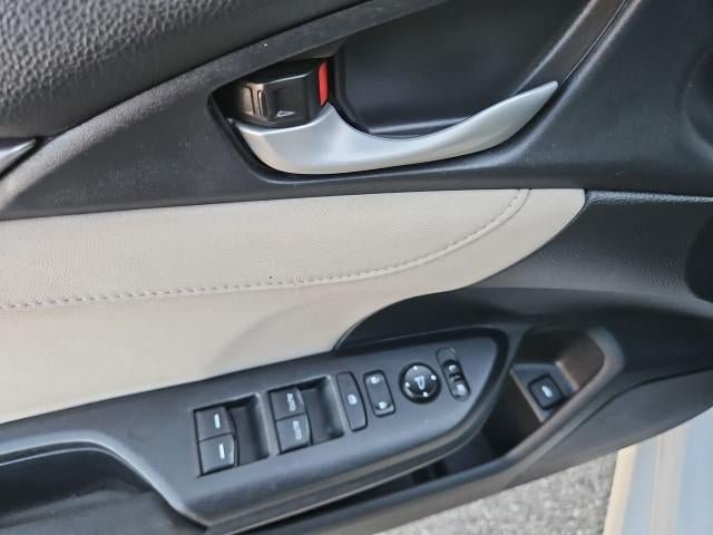 Used 2016 Honda Civic EX-T image 23