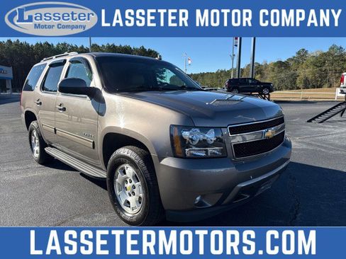 Used 2011 Chevrolet Tahoe LT w/ Luxury Package image 1