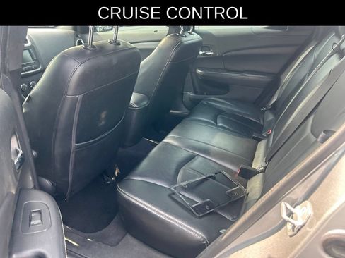 Used 2014 Dodge Avenger SXT w/ Sun/Sound Group FWD image 12