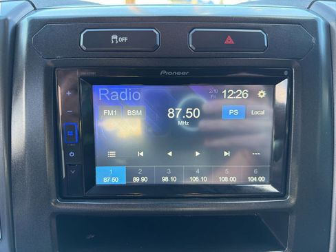 Used 2017 Ford F150 XLT image 28