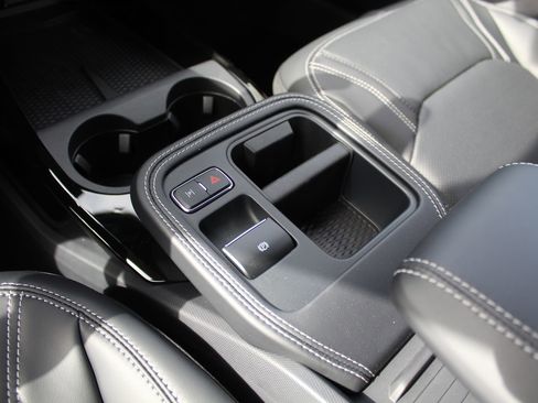 New 2025 Ford Mustang Mach-E Premium image 18