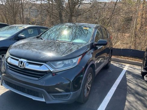 Used 2018 Honda CR-V LX image 2