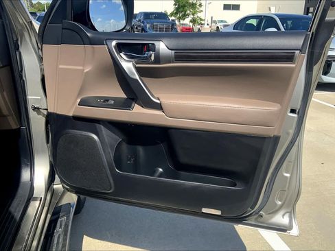 Used 2023 Lexus GX 460 Premium image 26